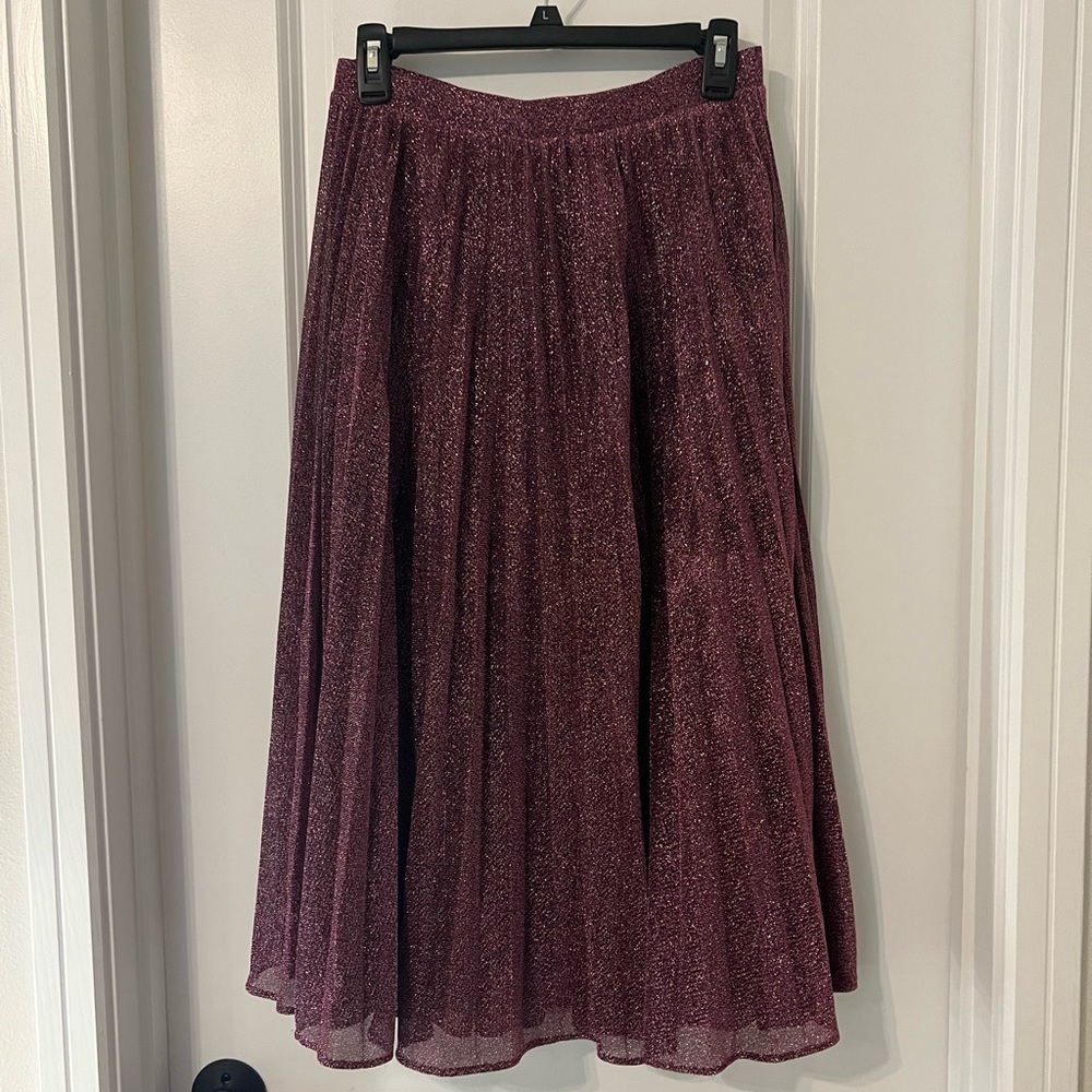 Sparkly skirt!